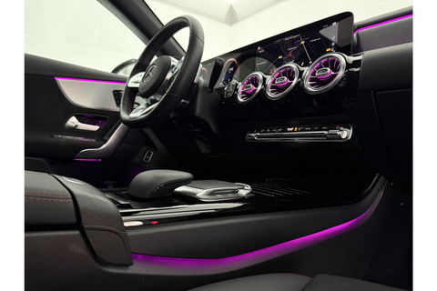 Mercedes-Benz CLA-Klasse 180 AMG Pano Sfeer Virtual Carplay LED Camera Clima Cruise Navi PDC 18''LMV Memory-Seats