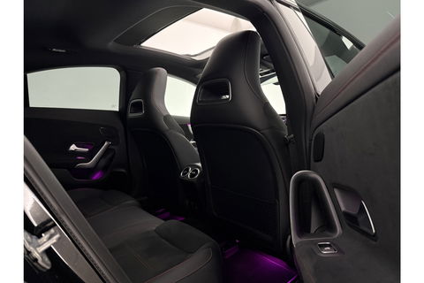 Mercedes-Benz CLA-Klasse 180 AMG Pano Sfeer Virtual Carplay LED Camera Clima Cruise Navi PDC 18''LMV Memory-Seats