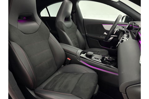 Mercedes-Benz CLA-Klasse 180 AMG Pano Sfeer Virtual Carplay LED Camera Clima Cruise Navi PDC 18''LMV Memory-Seats