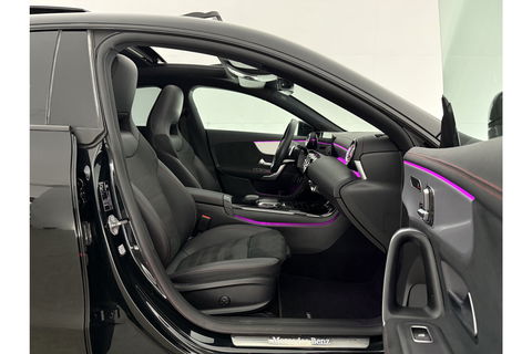 Mercedes-Benz CLA-Klasse 180 AMG Pano Sfeer Virtual Carplay LED Camera Clima Cruise Navi PDC 18''LMV Memory-Seats