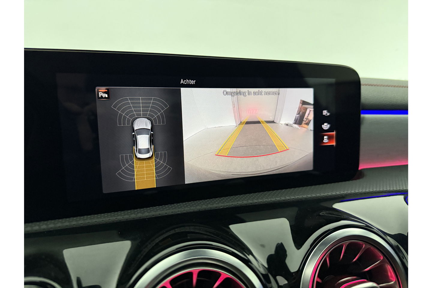 Mercedes-Benz CLA-Klasse 180 AMG Pano Sfeer Virtual Carplay LED Camera Clima Cruise Navi PDC 18''LMV Memory-Seats