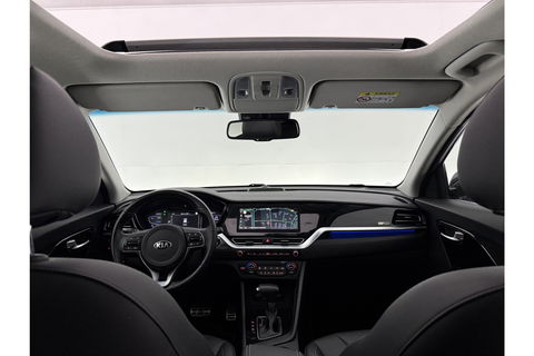 Kia Niro 1.6 GDi PHEV ExecutiveLine 119PK Pano Sfeer Camera Trekhaak Carplay JBL-Audio Virtual LED Clima Cruise Navi PDC 16''LMV