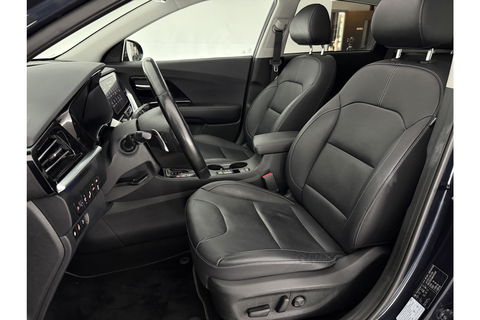 Kia Niro 1.6 GDi PHEV ExecutiveLine 119PK Pano Sfeer Camera Trekhaak Carplay JBL-Audio Virtual LED Clima Cruise Navi PDC 16''LMV