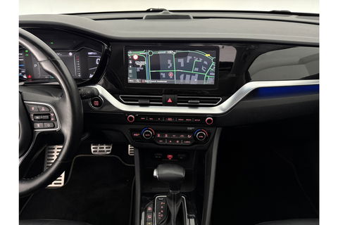 Kia Niro 1.6 GDi PHEV ExecutiveLine 119PK Pano Sfeer Camera Trekhaak Carplay JBL-Audio Virtual LED Clima Cruise Navi PDC 16''LMV
