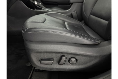 Kia Niro 1.6 GDi PHEV ExecutiveLine 119PK Pano Sfeer Camera Trekhaak Carplay JBL-Audio Virtual LED Clima Cruise Navi PDC 16''LMV
