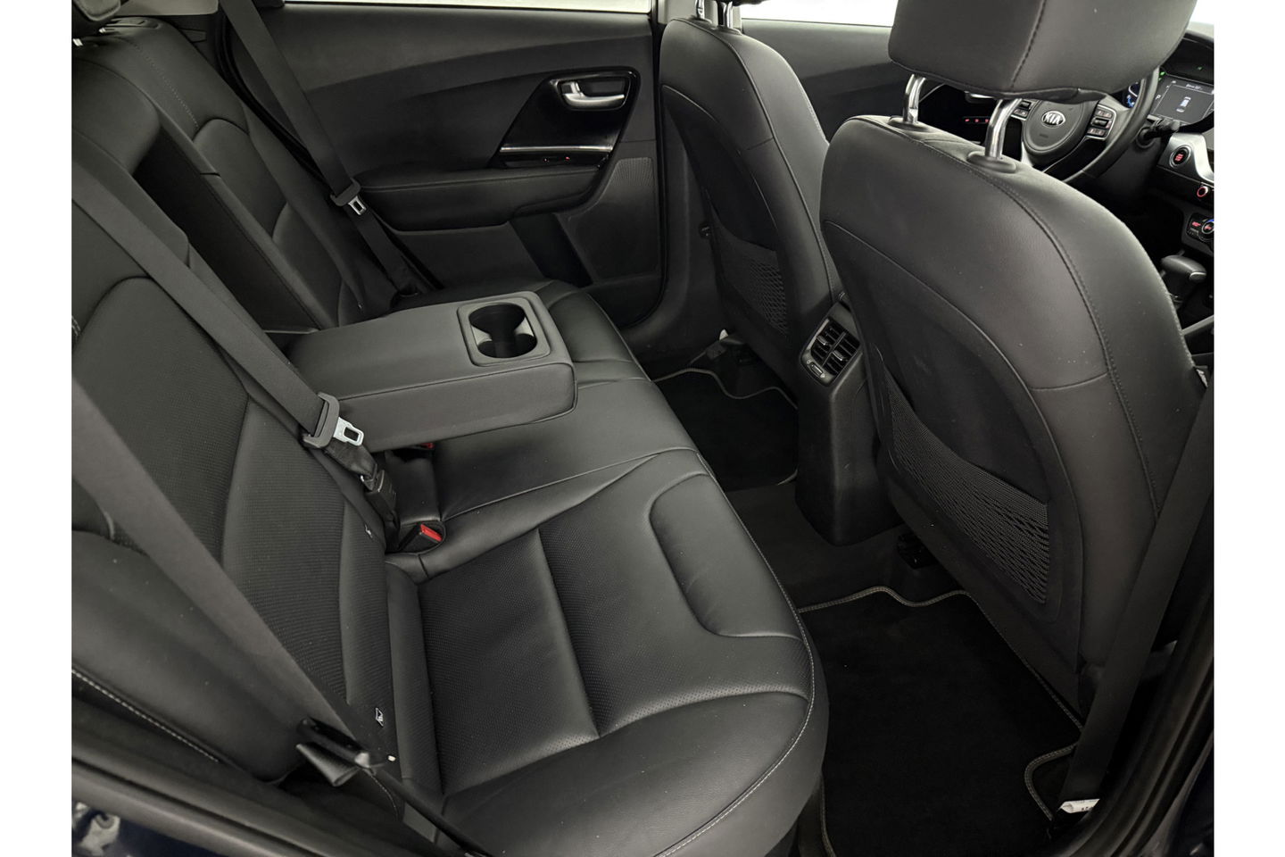 Kia Niro 1.6 GDi PHEV ExecutiveLine 119PK Pano Sfeer Camera Trekhaak Carplay JBL-Audio Virtual LED Clima Cruise Navi PDC 16''LMV