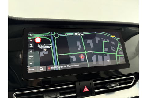Kia Niro 1.6 GDi PHEV ExecutiveLine 119PK Pano Sfeer Camera Trekhaak Carplay JBL-Audio Virtual LED Clima Cruise Navi PDC 16''LMV