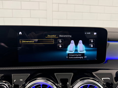 Mercedes-Benz A-Klasse 200 AMG Pano|Memory|Sfeer|Leer|Keyless