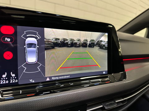 Volkswagen Golf 2.0 TSI GTI Clubsport Pano|HUD|Camera|Sfeer