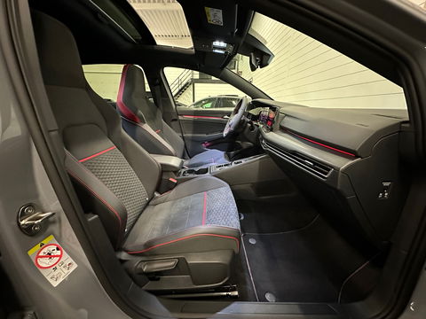 Volkswagen Golf 2.0 TSI GTI Clubsport Pano|HUD|Camera|Sfeer