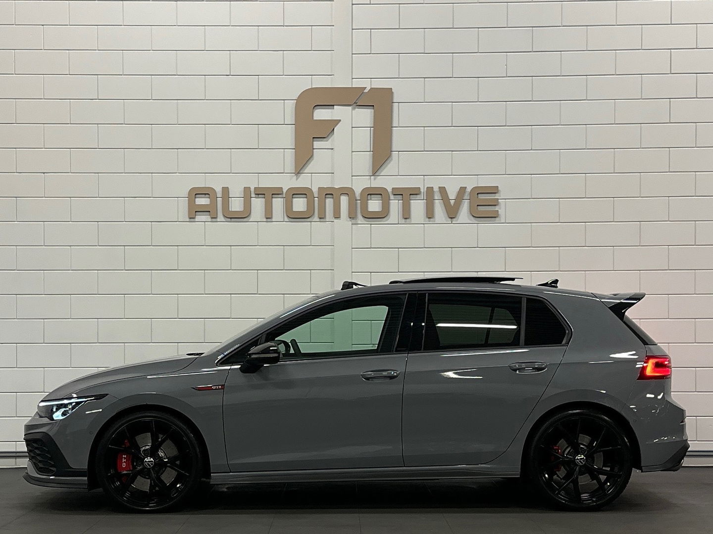 Volkswagen Golf 2.0 TSI GTI Clubsport Pano|HUD|Camera|Sfeer