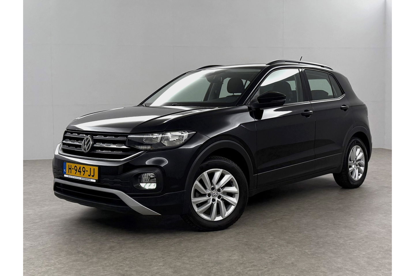 Volkswagen T-Cross 1.0 TSI Carplay LED Airco Cruise Navigatie 16''LMV