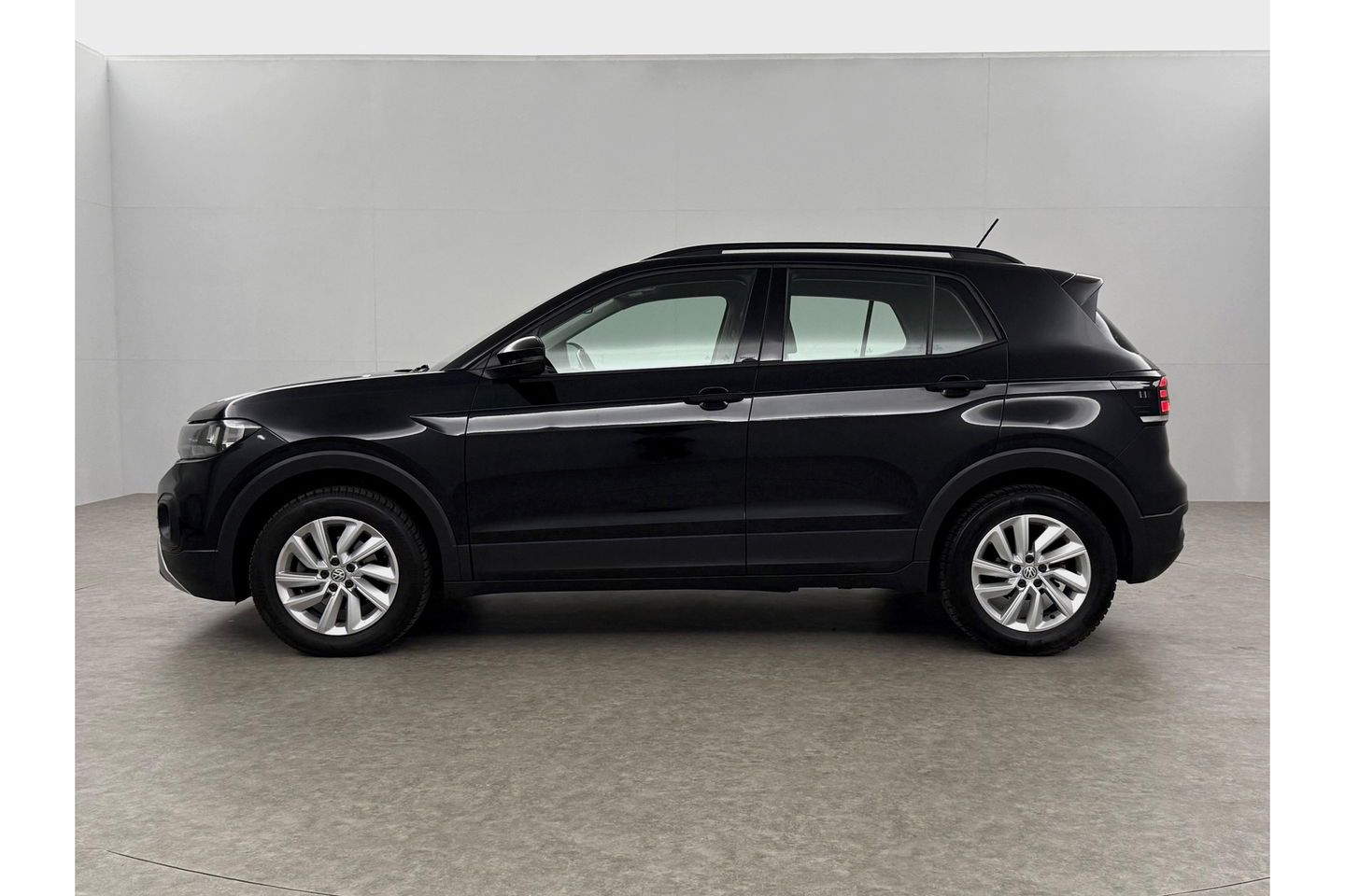 Volkswagen T-Cross 1.0 TSI Carplay LED Airco Cruise Navigatie 16''LMV
