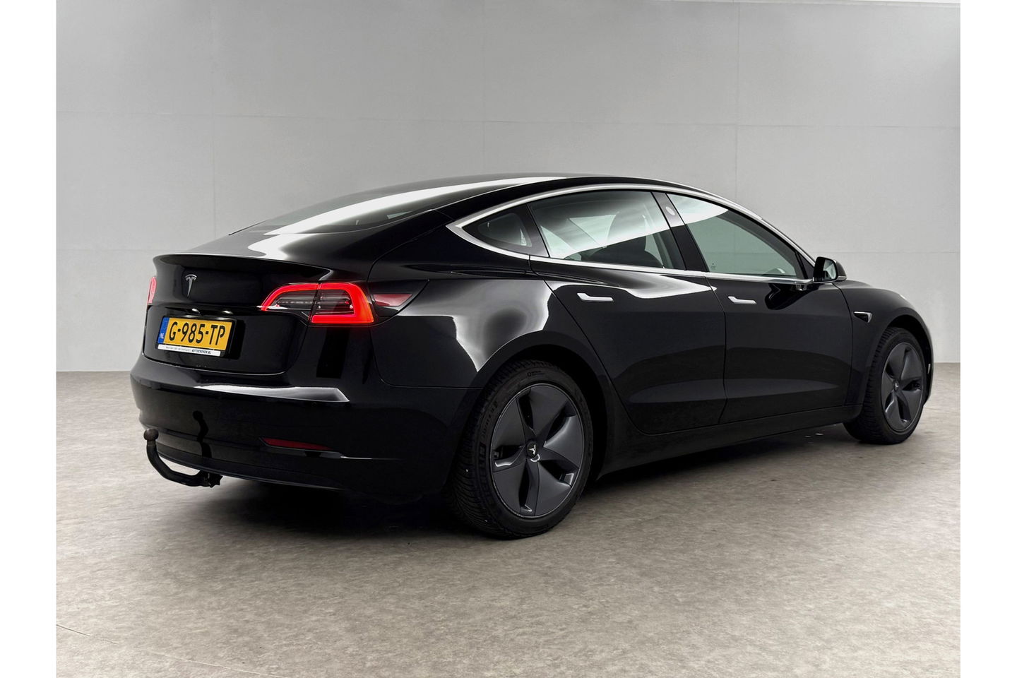 Tesla Model 3 Standard RWD Plus 60 kWh 238PK Autopilot Camera LED Panoview Clima Cruise Navi PDC Memory-Seat 18"LMV Trekhaak