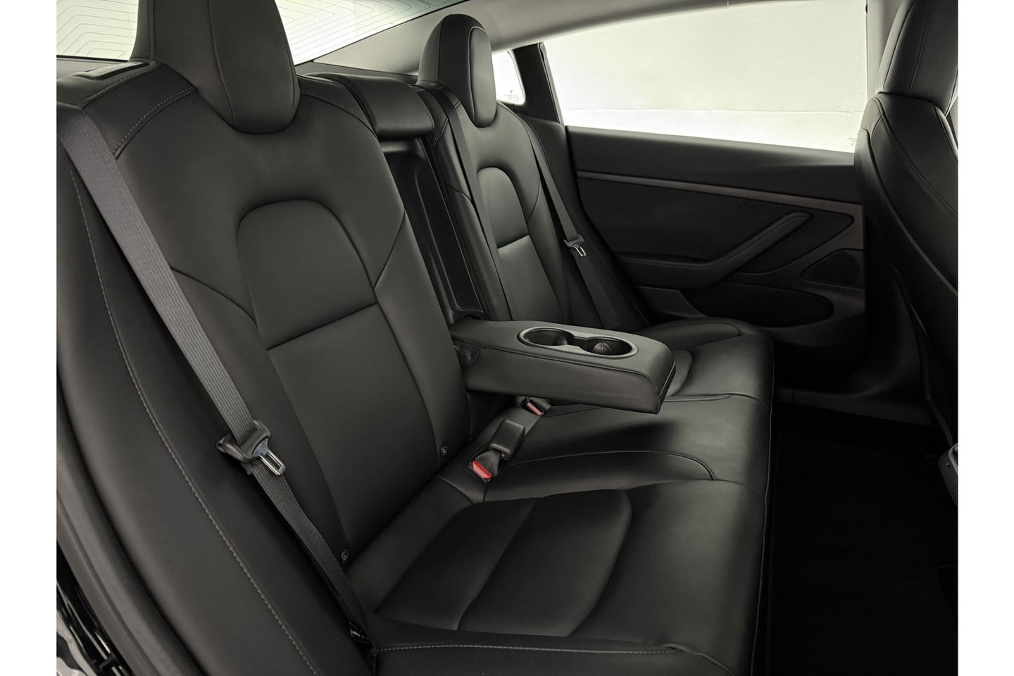 Tesla Model 3 Standard RWD Plus 60 kWh 238PK Autopilot Camera LED Panoview Clima Cruise Navi PDC Memory-Seat 18"LMV Trekhaak