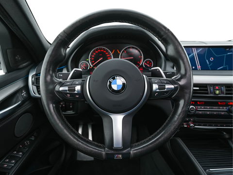 BMW X6 xDrive30d High Executive M-Sport-Pack Aut. *PANO |  FULL-LEATHER | BLIND-SPOT | FULL-LED | HARMAN/KARDON-AUDIO | ADAPTIVE-CRUISE | SHIFT-PADDLES | HEAD-UP | SURROUND-VIEW | MEMORY-PACK | NAVI-FULLMAP | KEYLESS | ECC | PDC | 20''A