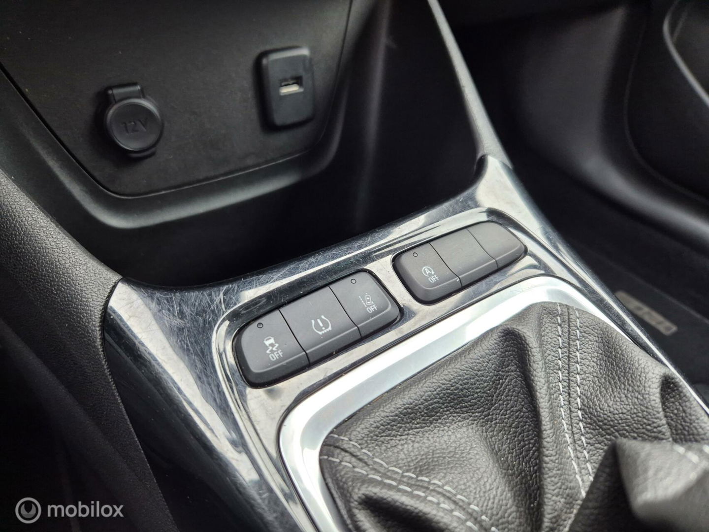 Opel Crossland X 1.2 120 Jaar Edition, Carplay, LED, NAP!