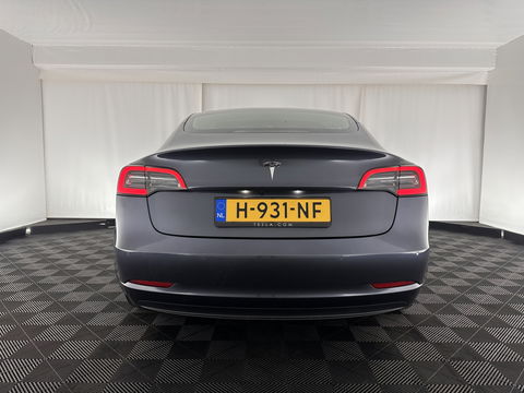 Tesla Model 3 Standard RWD Plus 60 kWh [ 3-Fase ] (INCL-BTW) Aut. *PANO | AUTO-PILOT | NAPPA-LEATHER | KEYLESS | FULL-LED | MEMORY-PACK | SURROUND-VIEW | DAB | CARPLAY | DIGI-COCKPIT | LANE-ASSIST | HEATED-COMFORT-SEATS | 19"ALU*