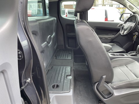Ford Ranger 2.2 TDCi 160pk automaat 4x4 Limited Supercab / rijklaar € 22.950 ex btw / lease vanaf € 446 / airco / cruise / navi / leer / trekhaak 3500 kg !