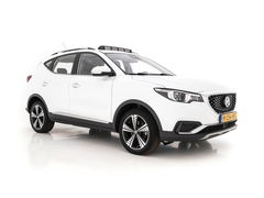 MG ZS EV Luxury 45 kWh (INCL-BTW) *PANO | FULL-LEATHER | CCS-FASTLOADER | KEYLESS | NAVI-FULLMAP | ADAPTIVE-CRUISE | CAMERA | HEATED-SPORT-SEATS | CARPLAY | BLINDSPOT | DAB | LANE-ASSIST | 17"ALU*