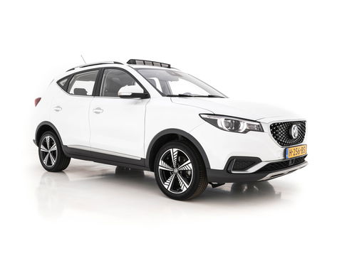 MG ZS EV Luxury 45 kWh (INCL-BTW) *PANO | FULL-LEATHER | CCS-FASTLOADER | KEYLESS | NAVI-FULLMAP | ADAPTIVE-CRUISE | CAMERA | HEATED-SPORT-SEATS | CARPLAY | BLINDSPOT | DAB | LANE-ASSIST | 17"ALU*
