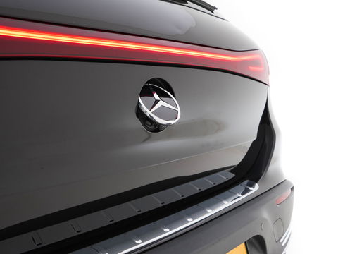 Mercedes-Benz EQA 250 Business Solution Luxury 67 kWh [ 3-Fase ] (INCL-BTW) *FULL-LEATHER | WIDE-SCREEN-DIGI-COCKPIT | FULL-LED | BLINDSPOT | AMBIENT-LIGHT | CAMERA | NAVI-FULLMAP | DAB+ | COMFORT-SEATS | ECC | SHIFT-PADDLES | CRUISE | HEATED-SEATS | 18''A