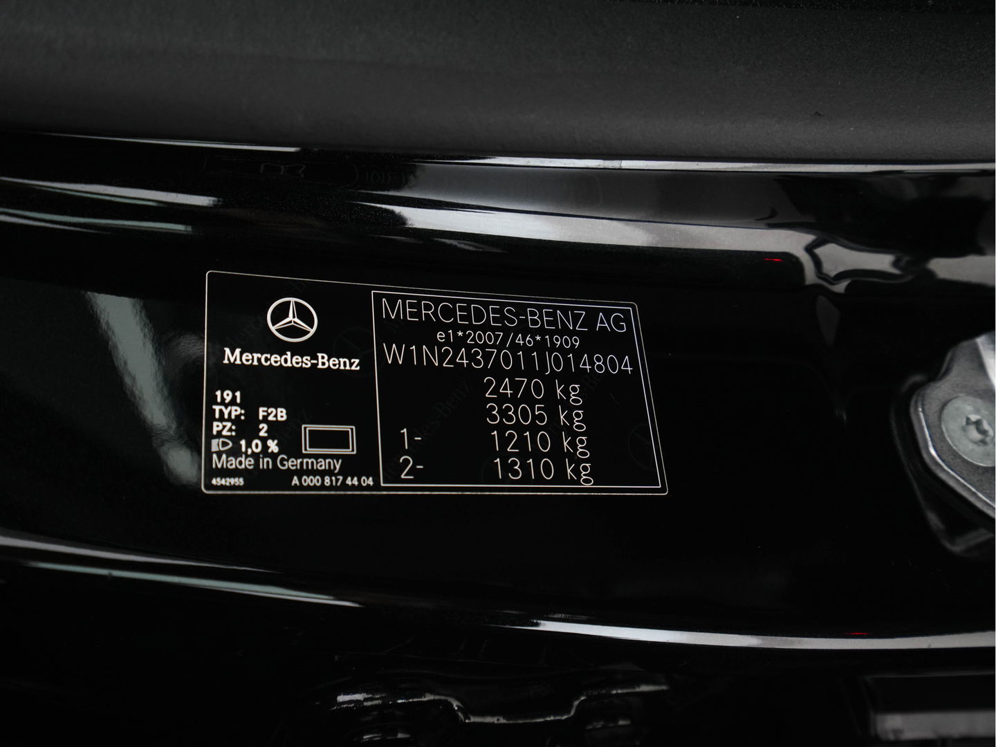 Mercedes-Benz EQA 250 Business Solution Luxury 67 kWh [ 3-Fase ] (INCL-BTW) *FULL-LEATHER | WIDE-SCREEN-DIGI-COCKPIT | FULL-LED | BLINDSPOT | AMBIENT-LIGHT | CAMERA | NAVI-FULLMAP | DAB+ | COMFORT-SEATS | ECC | SHIFT-PADDLES | CRUISE | HEATED-SEATS | 18''A