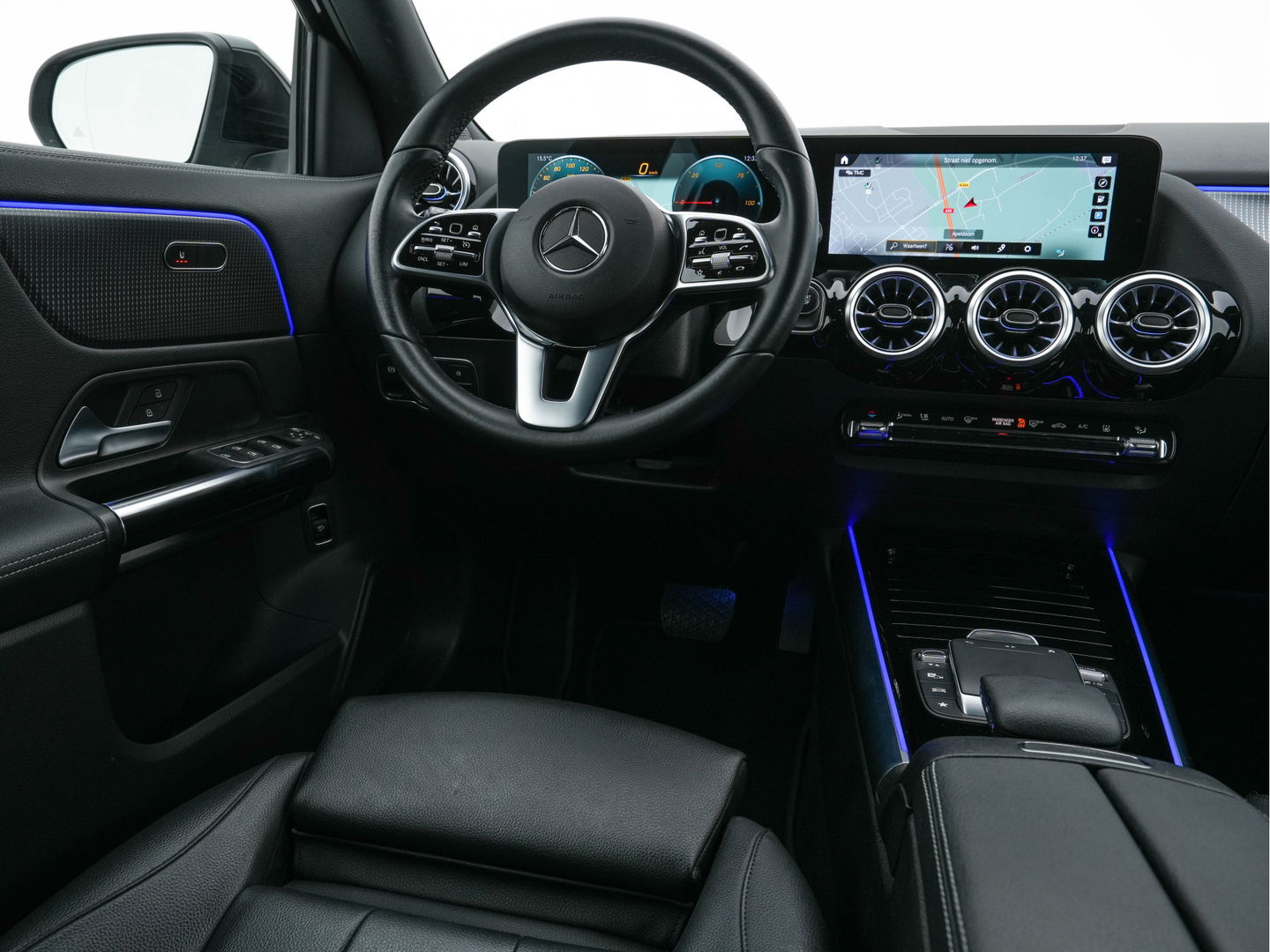 Mercedes-Benz EQA 250 Business Solution Luxury 67 kWh [ 3-Fase ] (INCL-BTW) *FULL-LEATHER | WIDE-SCREEN-DIGI-COCKPIT | FULL-LED | BLINDSPOT | AMBIENT-LIGHT | CAMERA | NAVI-FULLMAP | DAB+ | COMFORT-SEATS | ECC | SHIFT-PADDLES | CRUISE | HEATED-SEATS | 18''A