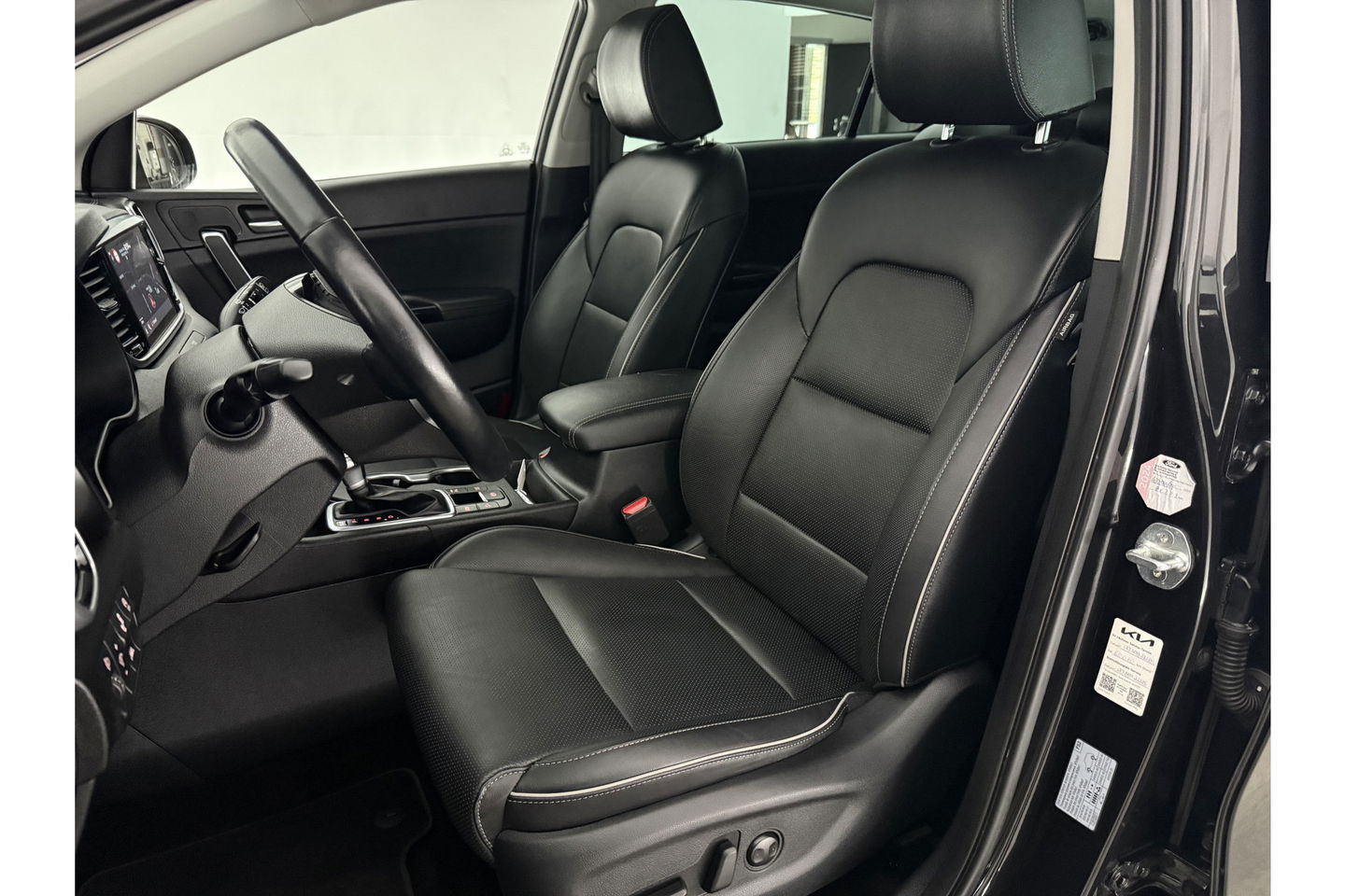 Kia Sportage 1.6 T-GDI 2WD DCT Black Edition 177PK Camera LED JBL-Audio Carplay Clima Cruise Navi PDC 17''LMV