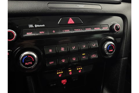 Kia Sportage 1.6 T-GDI 2WD DCT Black Edition 177PK Camera LED JBL-Audio Carplay Clima Cruise Navi PDC 17''LMV