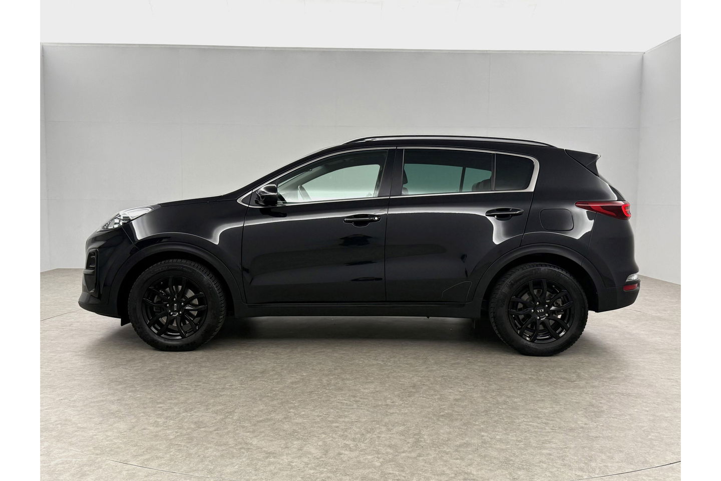 Kia Sportage 1.6 T-GDI 2WD DCT Black Edition 177PK Camera LED JBL-Audio Carplay Clima Cruise Navi PDC 17''LMV