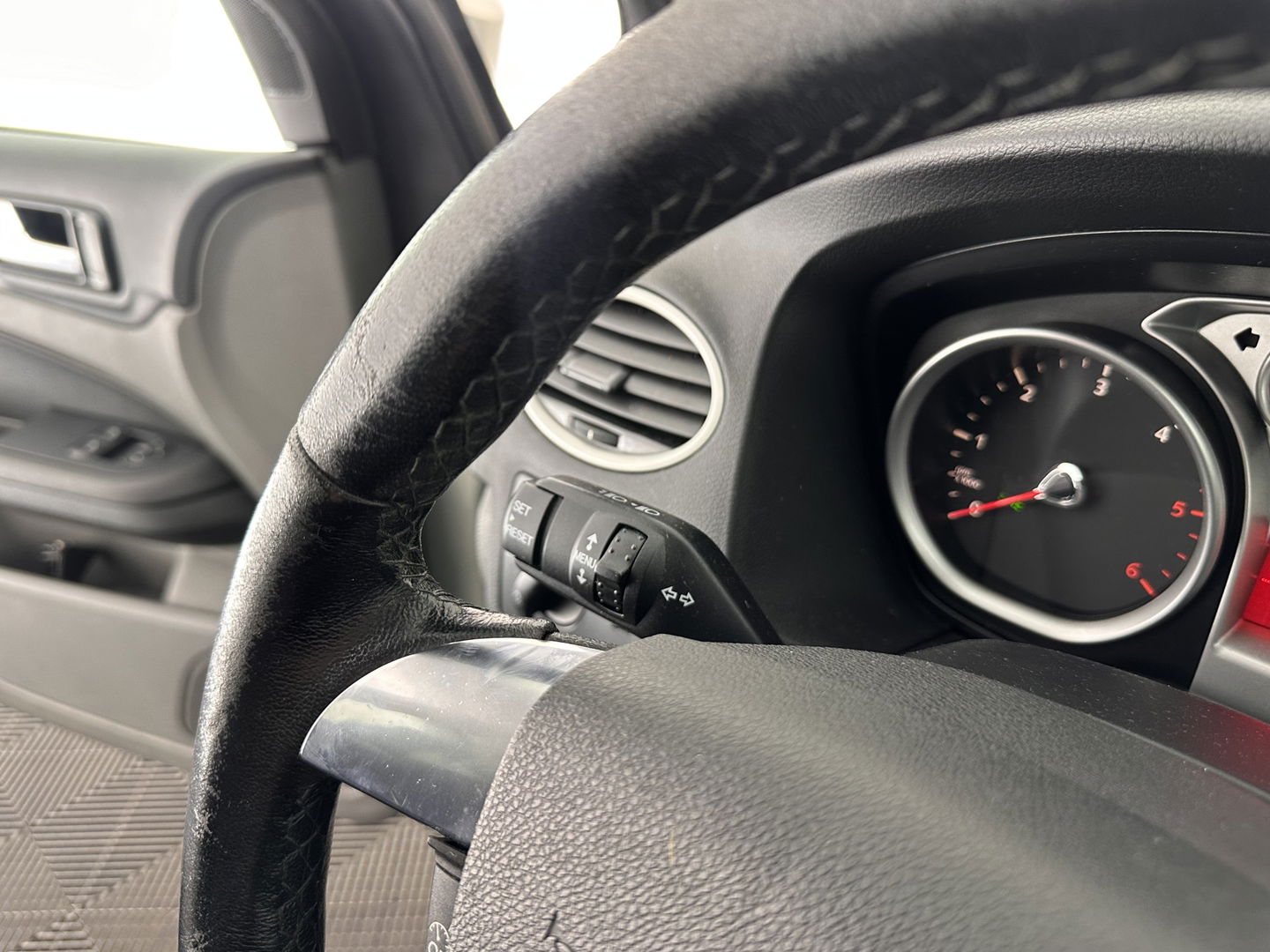 Ford Focus 1.6 TDCi Trend *AIRCO | CRUISE | APPLE-CARPLAY*