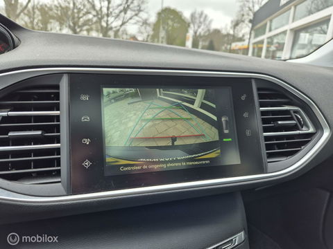 Citroën C4 Cactus 1.2 PureTech Carplay, Navi, Nieuwe D-Riem!