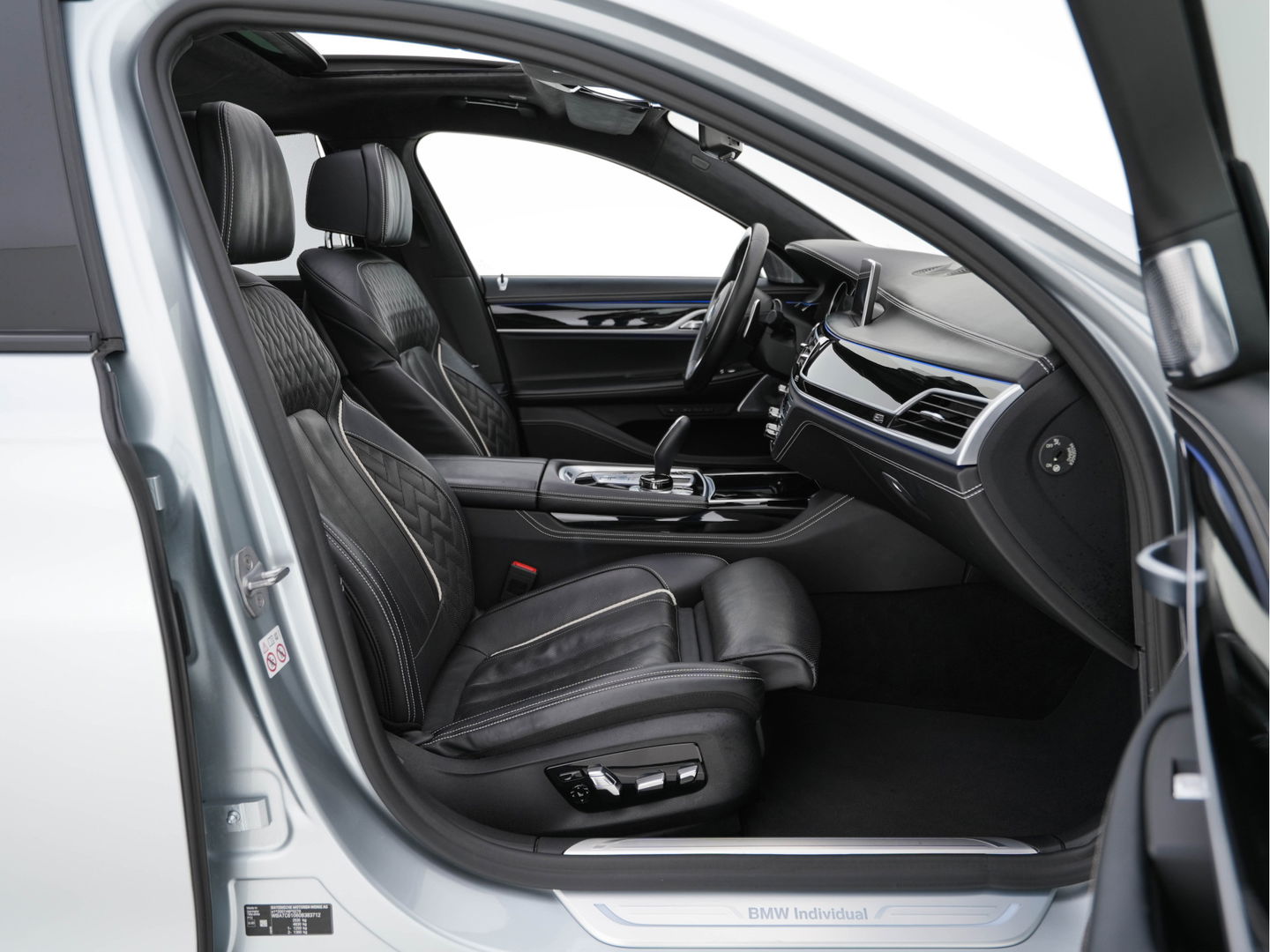 BMW 7 Serie 740d xDrive High Executive M-Sport-Pack Aut. *PANO | NAPPA-FULL-LEATHER | ADAPT.CRUISE | LASER-LED | SOFT-CLOSE | BOWERS/WILKINS-AUDIO | MEMORY-PACK | BLINDSPOT | TOP-VIEW | DAB+ | HEAD-UP | SHIFT-PADDLES | KEYLESS | 20''ALU*