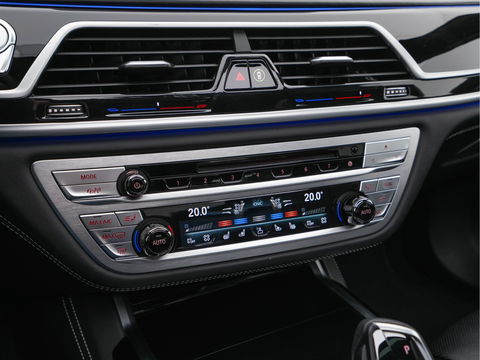 BMW 7 Serie 740d xDrive High Executive M-Sport-Pack Aut. *PANO | NAPPA-FULL-LEATHER | ADAPT.CRUISE | LASER-LED | SOFT-CLOSE | BOWERS/WILKINS-AUDIO | MEMORY-PACK | BLINDSPOT | TOP-VIEW | DAB+ | HEAD-UP | SHIFT-PADDLES | KEYLESS | 20''ALU*
