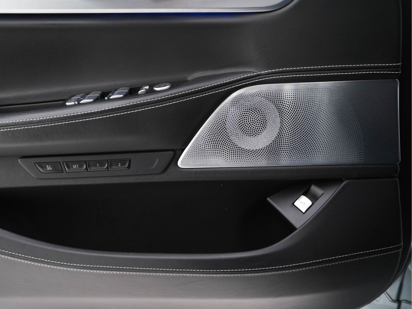 BMW 7 Serie 740d xDrive High Executive M-Sport-Pack Aut. *PANO | NAPPA-FULL-LEATHER | ADAPT.CRUISE | LASER-LED | SOFT-CLOSE | BOWERS/WILKINS-AUDIO | MEMORY-PACK | BLINDSPOT | TOP-VIEW | DAB+ | HEAD-UP | SHIFT-PADDLES | KEYLESS | 20''ALU*