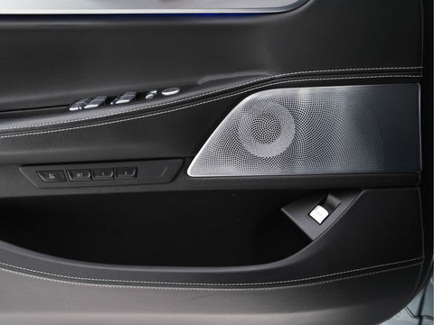 BMW 7 Serie 740d xDrive High Executive M-Sport-Pack Aut. *PANO | NAPPA-FULL-LEATHER | ADAPT.CRUISE | LASER-LED | SOFT-CLOSE | BOWERS/WILKINS-AUDIO | MEMORY-PACK | BLINDSPOT | TOP-VIEW | DAB+ | HEAD-UP | SHIFT-PADDLES | KEYLESS | 20''ALU*