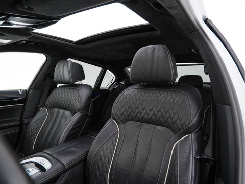 BMW 7 Serie 740d xDrive High Executive M-Sport-Pack Aut. *PANO | NAPPA-FULL-LEATHER | ADAPT.CRUISE | LASER-LED | SOFT-CLOSE | BOWERS/WILKINS-AUDIO | MEMORY-PACK | BLINDSPOT | TOP-VIEW | DAB+ | HEAD-UP | SHIFT-PADDLES | KEYLESS | 20''ALU*