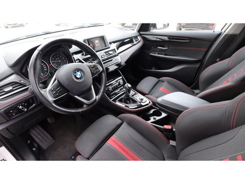 BMW 2 Serie Active Tourer 218i Sport | Led | Media | Stoelverw | PDC | Clima | Navi