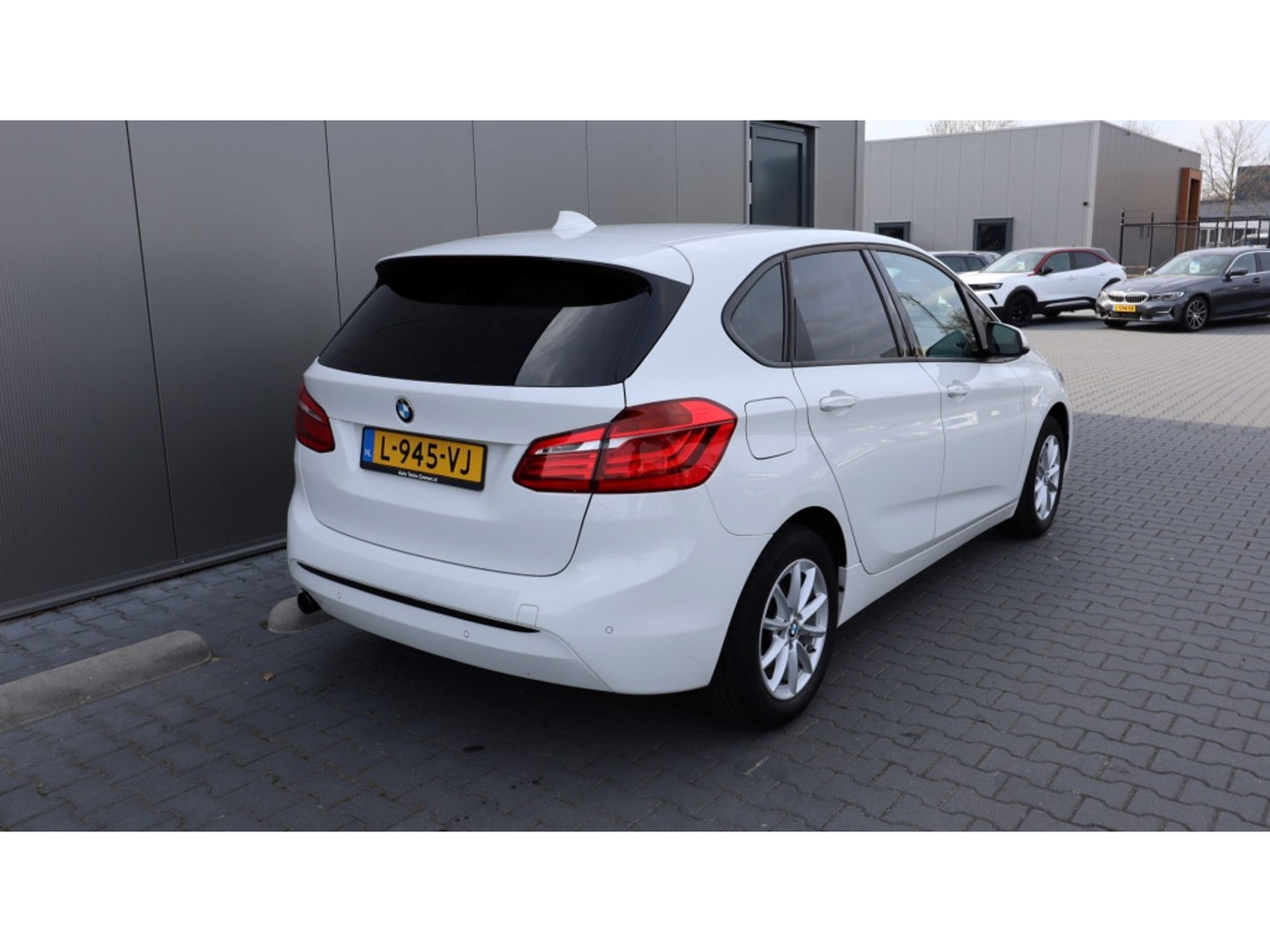 BMW 2 Serie Active Tourer 218i Sport | Led | Media | Stoelverw | PDC | Clima | Navi