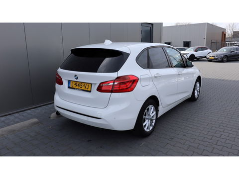 BMW 2 Serie Active Tourer 218i Sport | Led | Media | Stoelverw | PDC | Clima | Navi