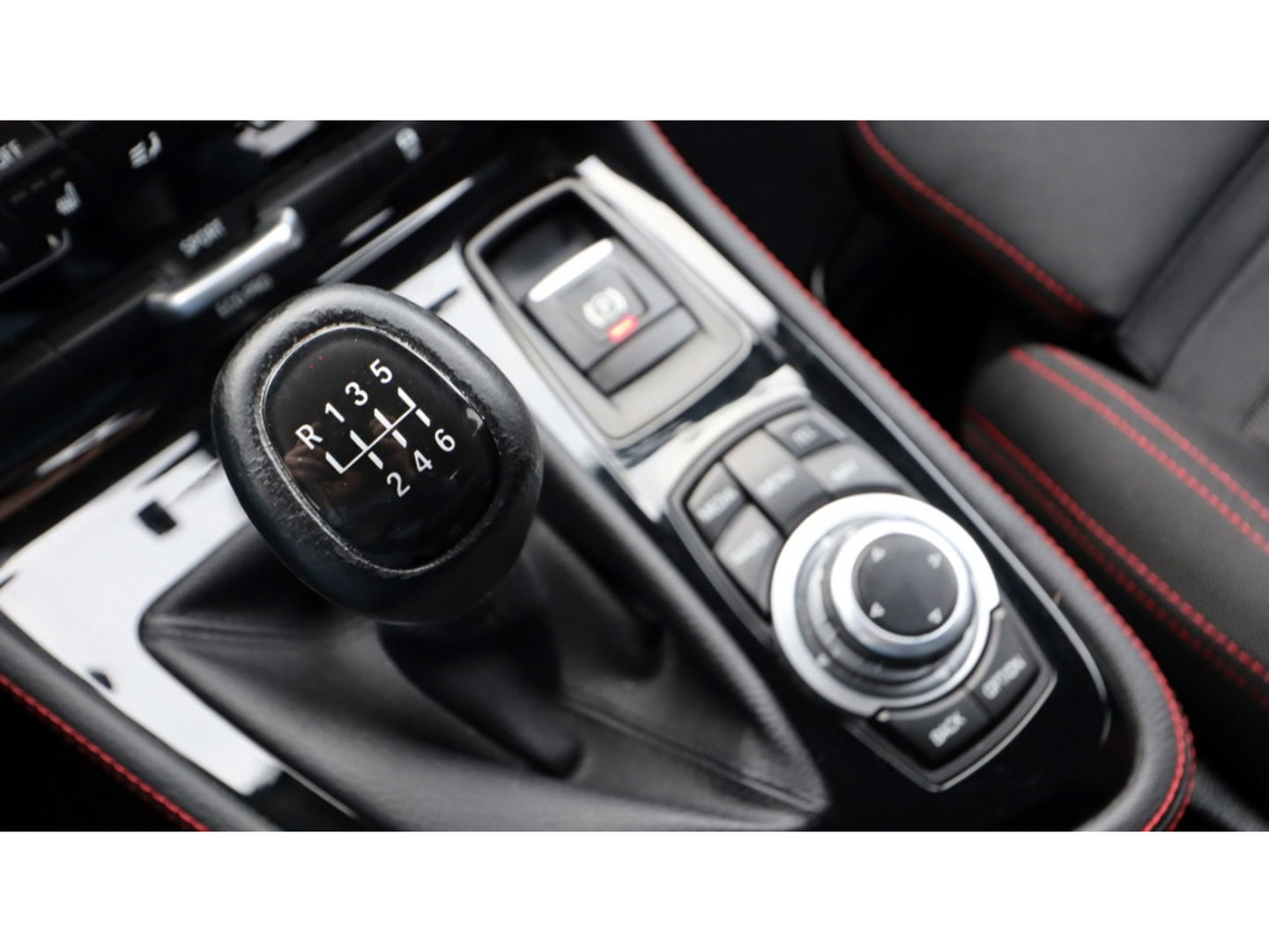 BMW 2 Serie Active Tourer 218i Sport | Led | Media | Stoelverw | PDC | Clima | Navi