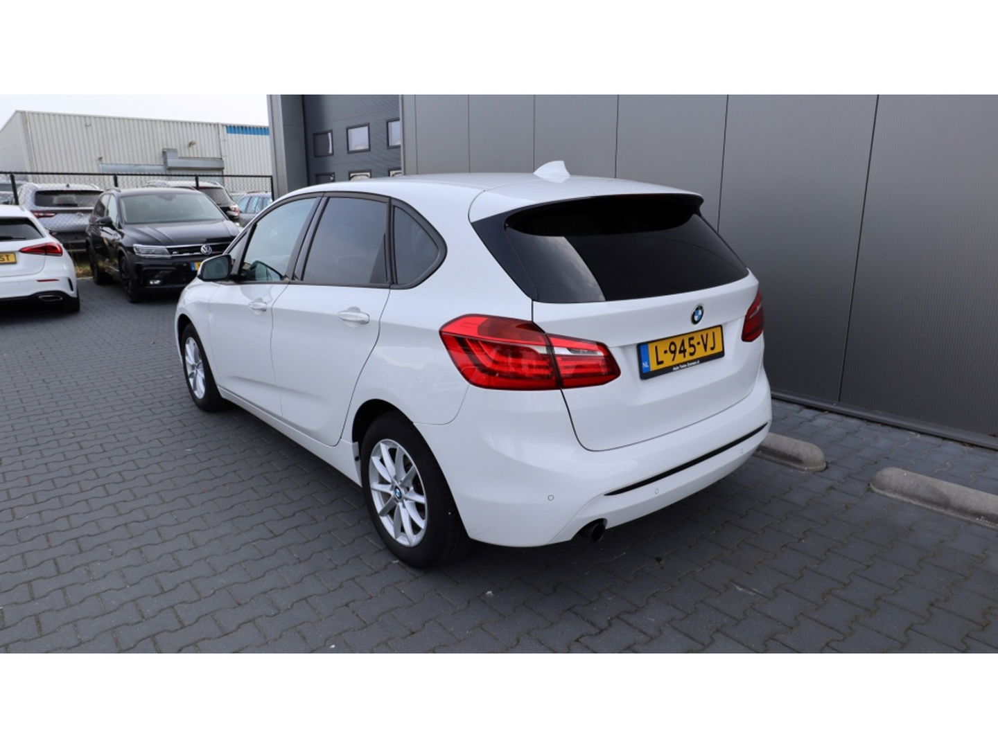 BMW 2 Serie Active Tourer 218i Sport | Led | Media | Stoelverw | PDC | Clima | Navi