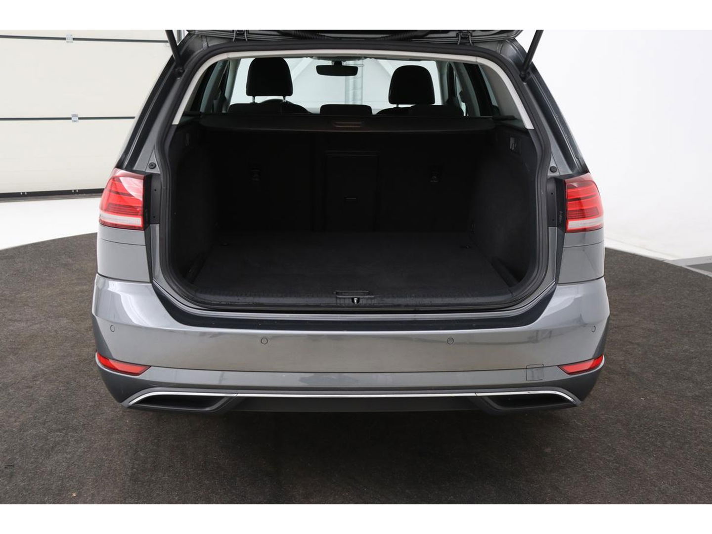 Volkswagen Golf 1.0 TSI Comfortline | Automaat | Adaptive cruise | Carplay | Navigatie | PDC | Climate control | Bluetooth