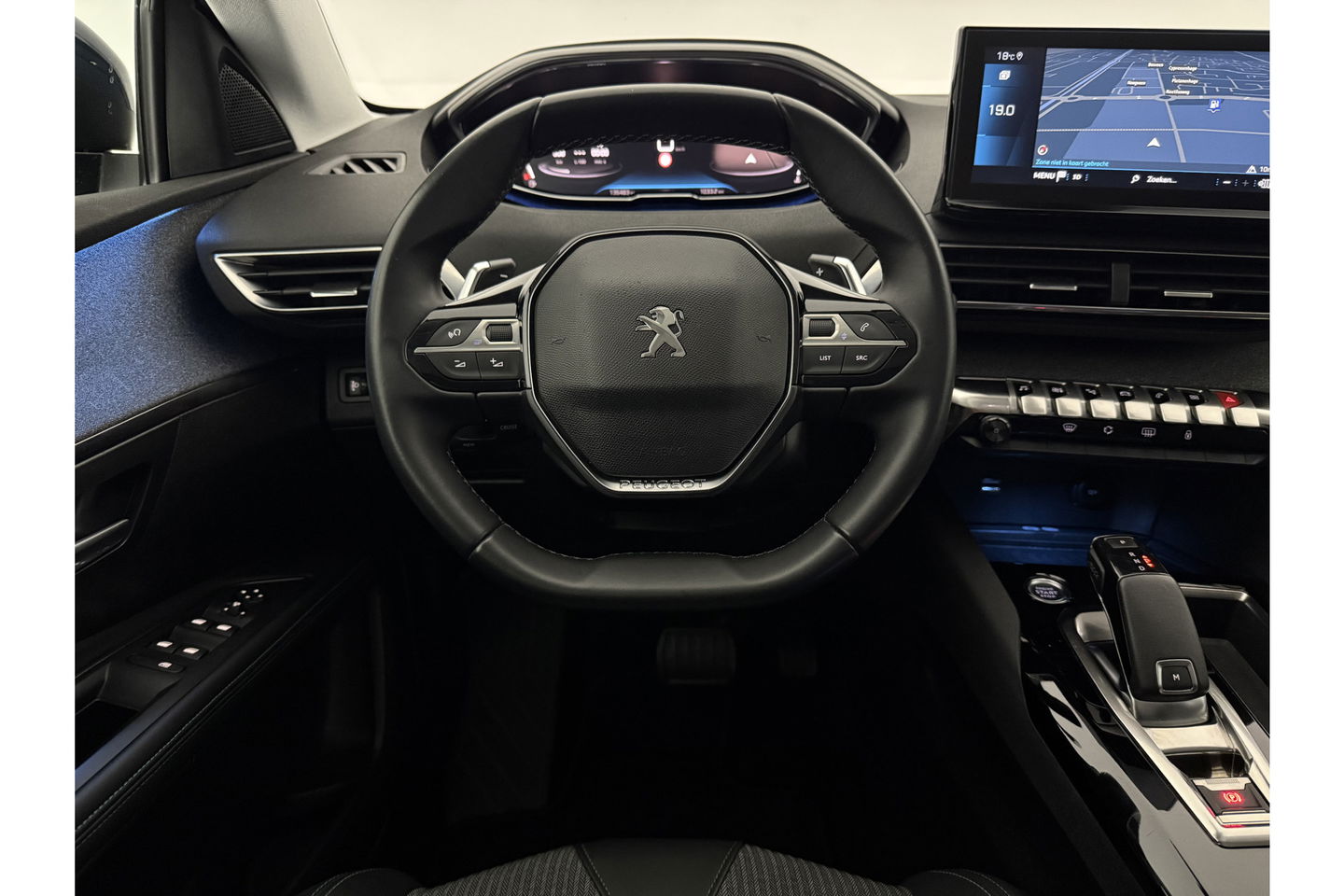Peugeot 5008 1.2 PureTech 7 Persoons 360Camera LED Sfeer Virtual Carplay Clima Cruise Navi 18"LMV PDC