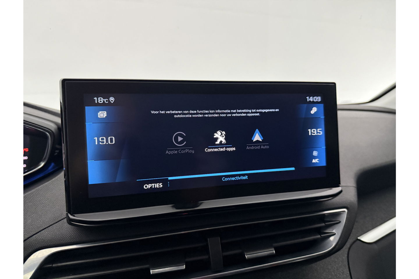 Peugeot 5008 1.2 PureTech 7 Persoons 360Camera LED Sfeer Virtual Carplay Clima Cruise Navi 18"LMV PDC