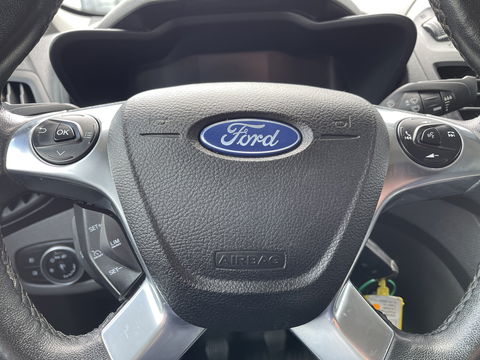 Ford Transit Connect 1.5 EcoBlue L1 Trend / vaste prijs rijklaar € 13.950 ex btw / lease vanaf € 274 / airco / cruise control / parkeersensoren voor en achter !