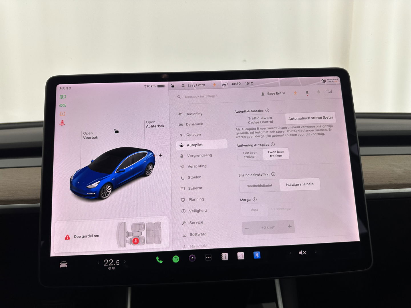Tesla Model 3 Long Range AWD 75 kWh [ 3-Fase ] (INCL-BTW) Aut. *PANO | AUTO-PILOT | NAPPA-LEATHER | KEYLESS | FULL-LED | MEMORY-PACK | SURROUND-VIEW | DAB | CARPLAY | DIGI-COCKPIT | LANE-ASSIST | COMFORT-SEATS | 19"ALU*