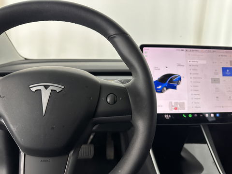Tesla Model 3 Long Range AWD 75 kWh [ 3-Fase ] (INCL-BTW) Aut. *PANO | AUTO-PILOT | NAPPA-LEATHER | KEYLESS | FULL-LED | MEMORY-PACK | SURROUND-VIEW | DAB | CARPLAY | DIGI-COCKPIT | LANE-ASSIST | COMFORT-SEATS | 19"ALU*