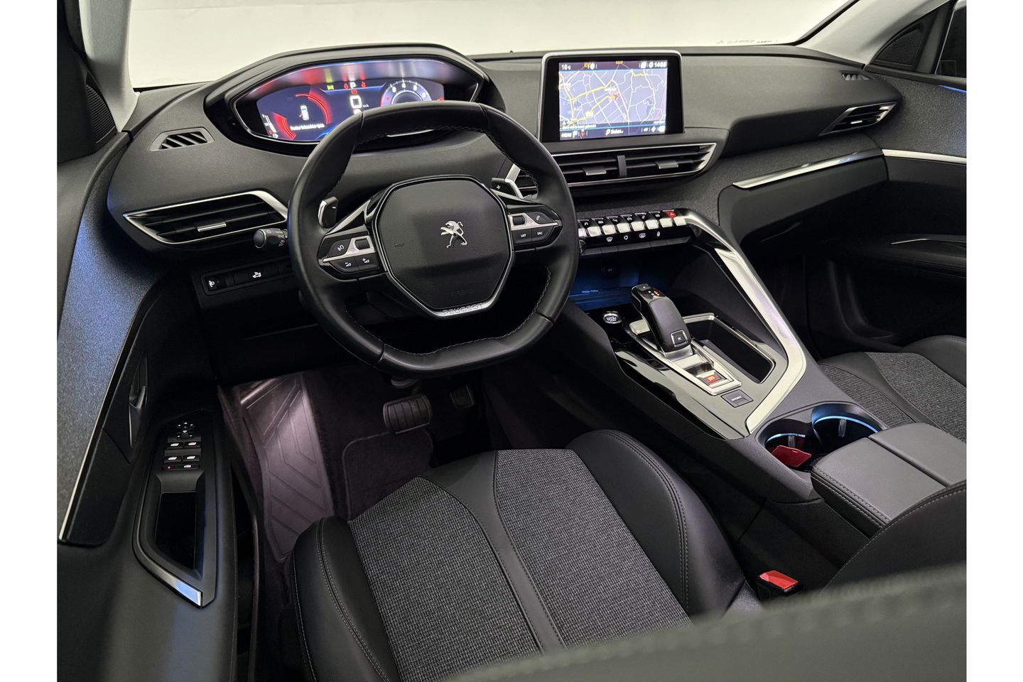 Peugeot 3008 1.2 PureTech Premium Pano Sfeer 360Camera LED Virtual Clima Cruise Carplay Navi PDC 19"LMV
